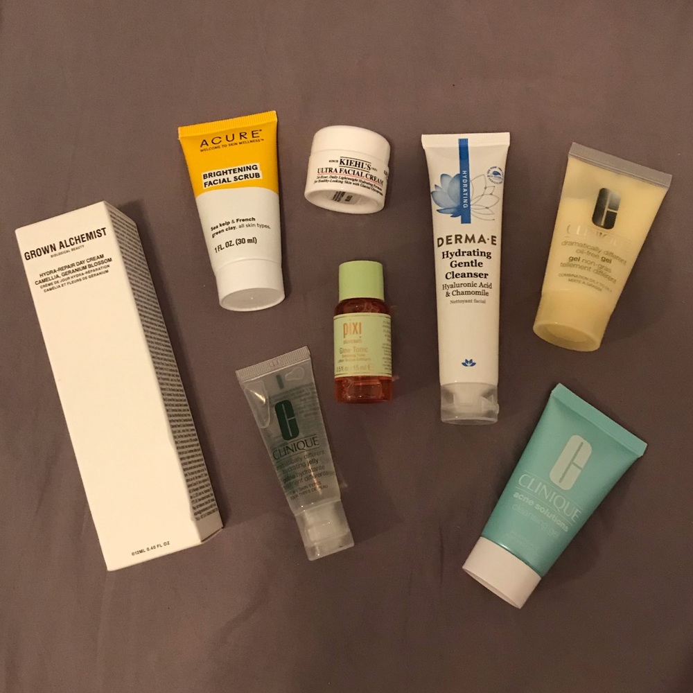 Brand New Skincare sample bundle!